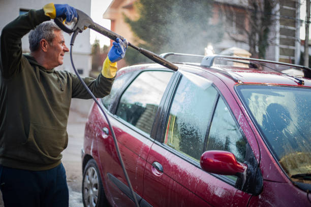 Best Garage Pressure Washing  in Fanning Springs, FL